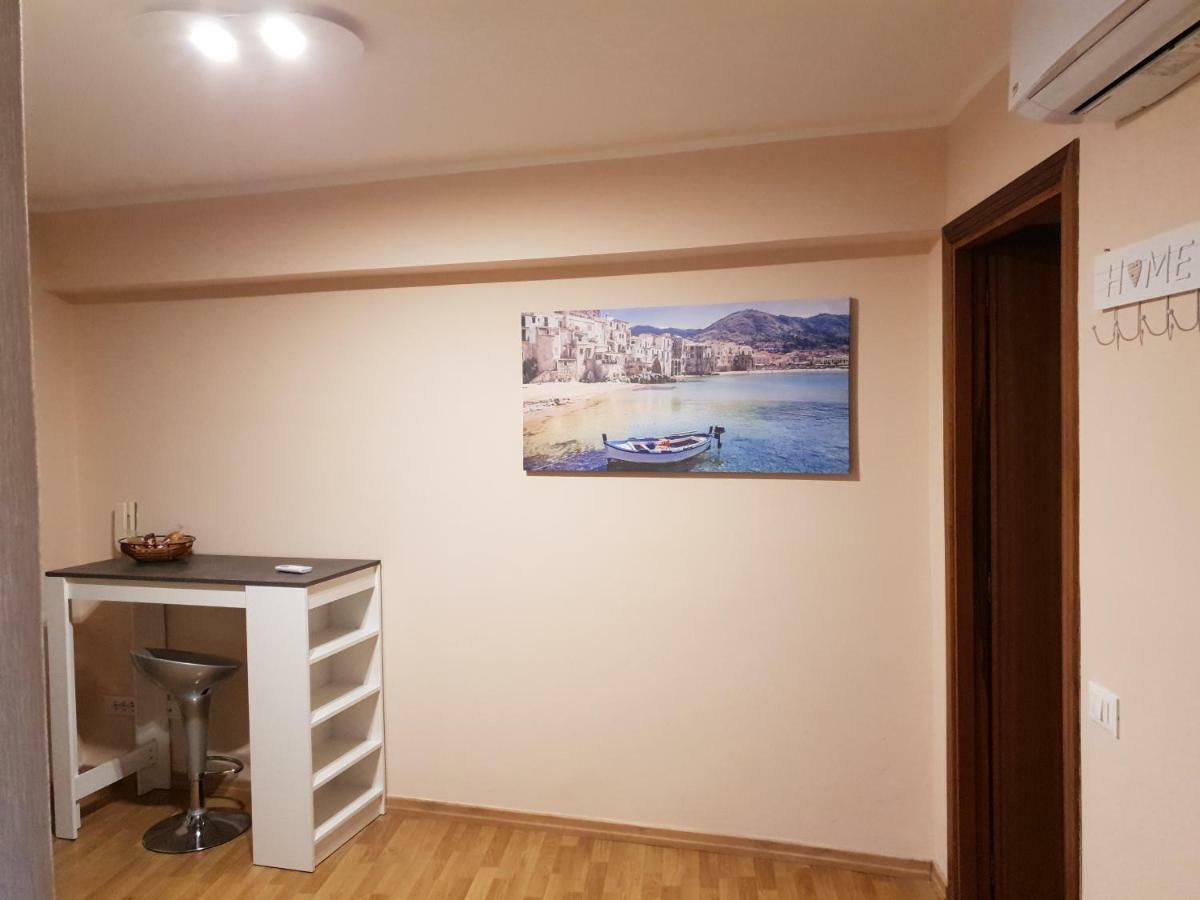 Ferienwohnung La Chiostrina In Centro Palermo Exterior foto